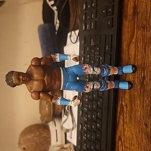 WWE 2011 Basic Series #67 – Xavier Woods Action Figure